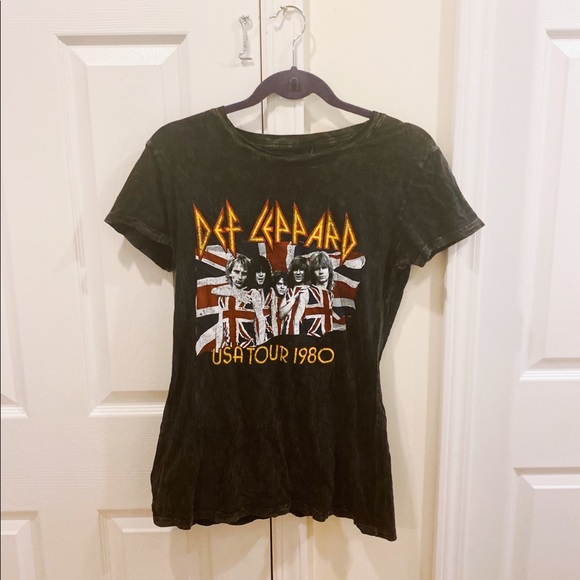 Tops - Def Leppard Band Tee Gray